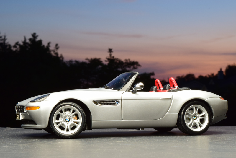 Illustration for article titled Diecasts After Dark: BMW Z8 or AMG GTC?